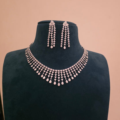 Kamulini- cz stone diamond like neckset