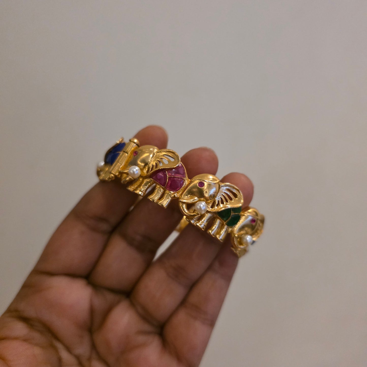 Rajhasthi- jadau elephant motifs kada