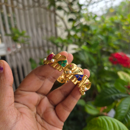 Rajhasthi- jadau elephant motifs kada