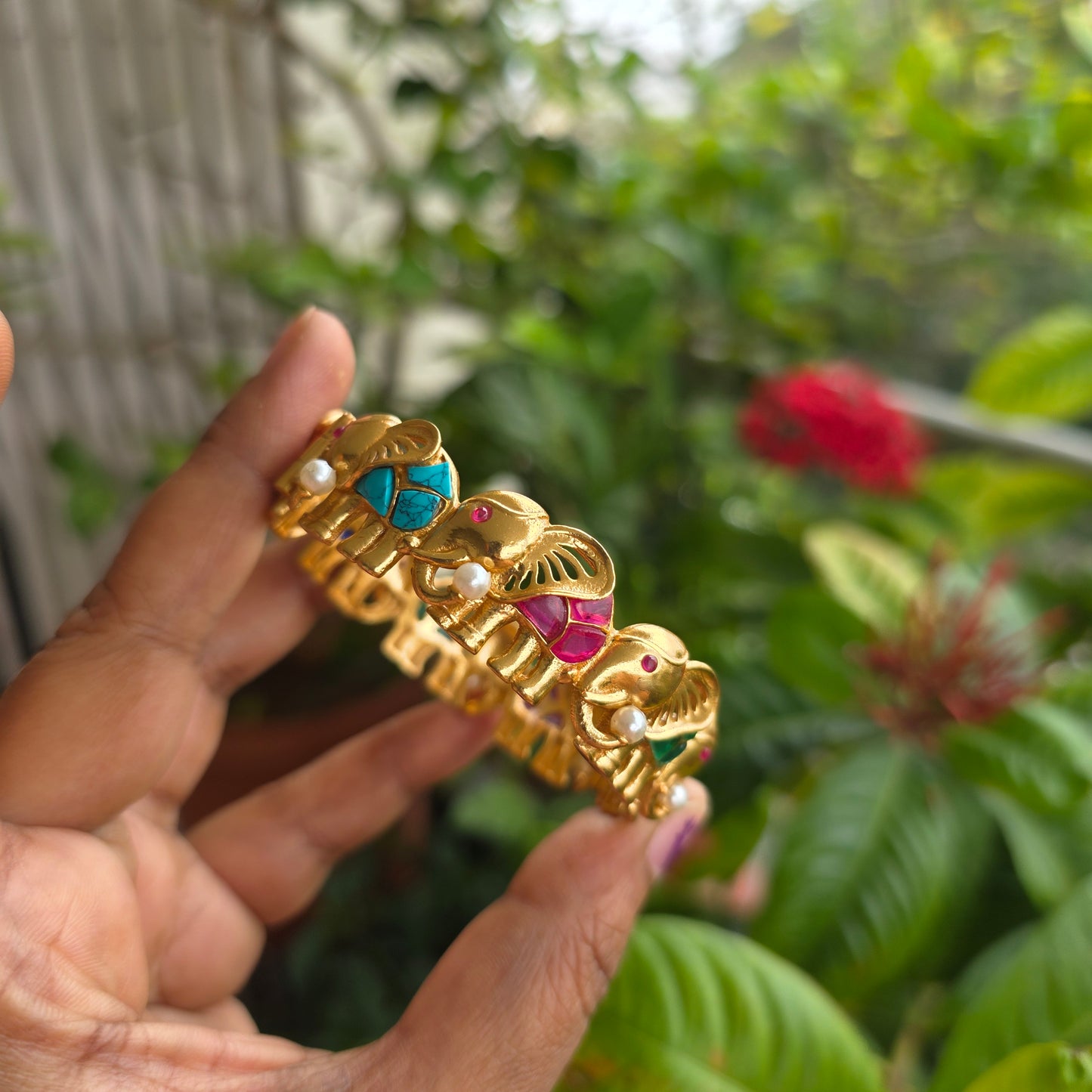 Rajhasthi- jadau elephant motifs kada