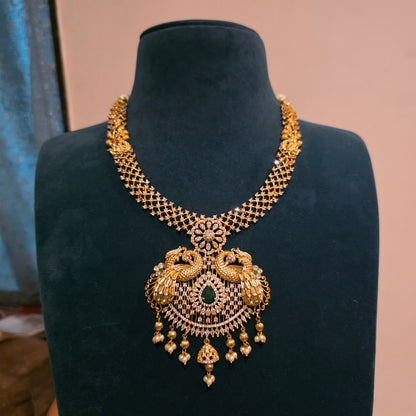 Navika- ad neckset with peacock motifs