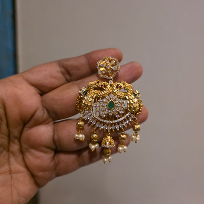 Navika- ad neckset with peacock motifs