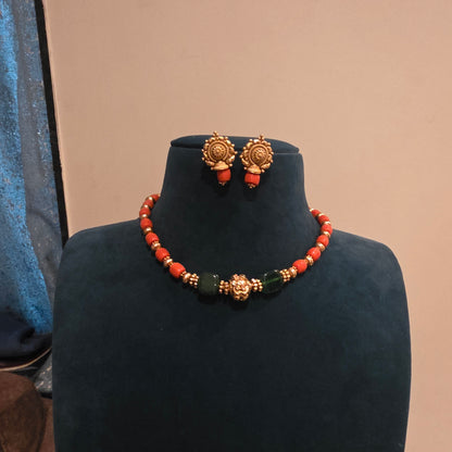 Pravala-3 layered coral necksets
