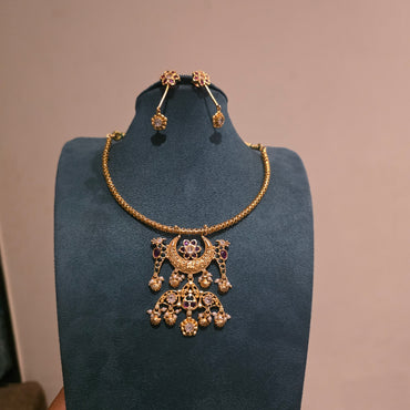 Aarvi- antique kemp hasli