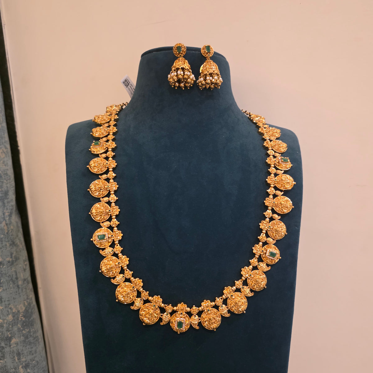Kruthi- antique lakshmi and shaku haram