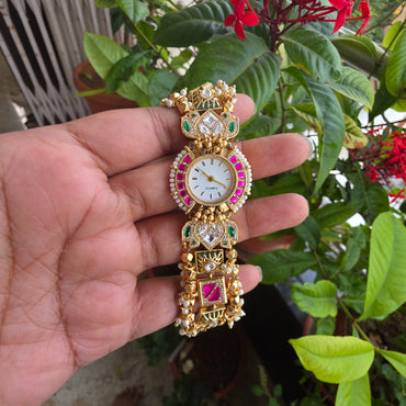 Mukund- heritage jadau kundan watch