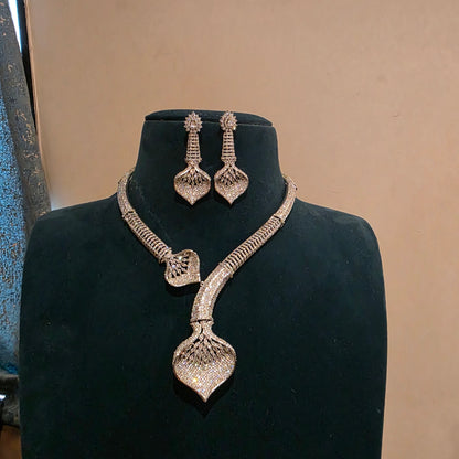 Vinathi- diamond replica hasli with earring