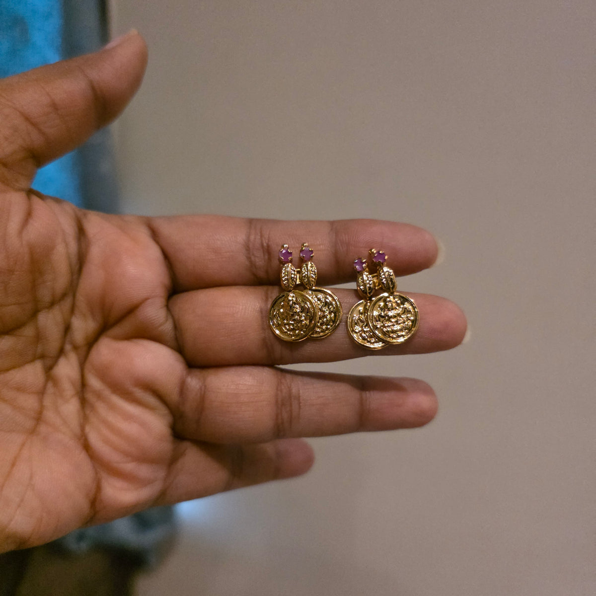 Lavanya- laxmi kasu mala short with earrings