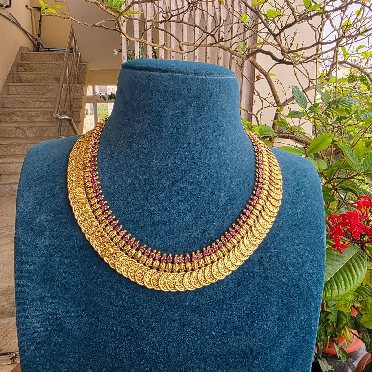 Lavanya- laxmi kasu mala short with earrings