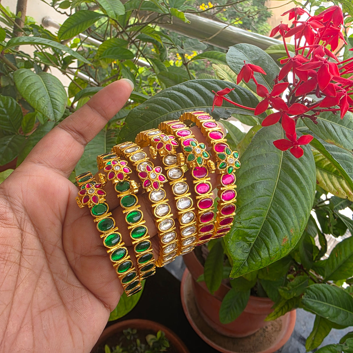 Bhanu- jadau kundan bangles(pair)