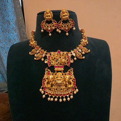 Nirmala- jadau kundan and moissanite neckset
