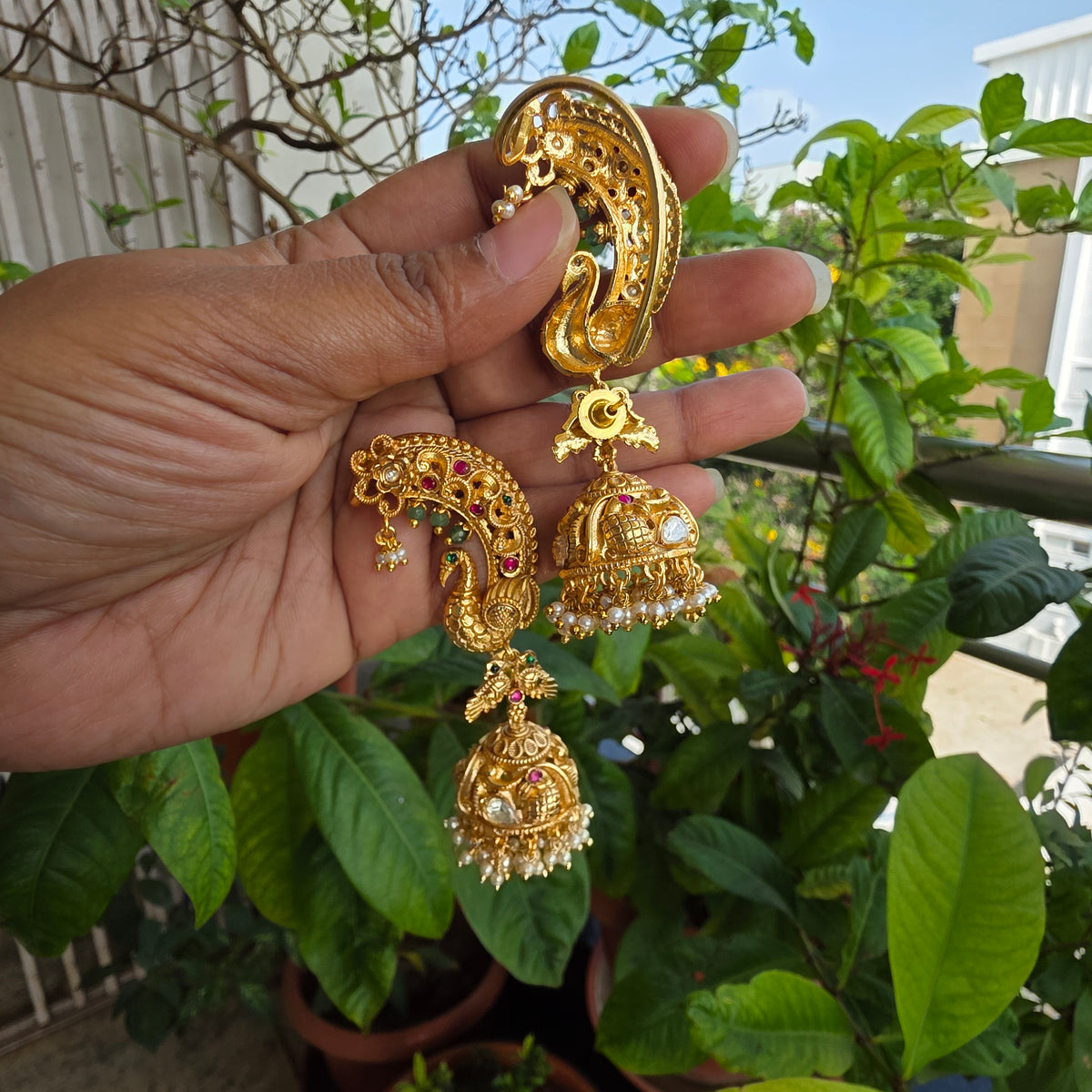 Sumitra- moissanite gold copy earcuff jumkha
