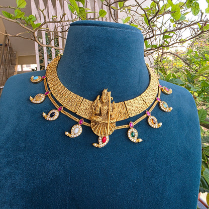 Kamakshi - hasli with navaratan mango neckset