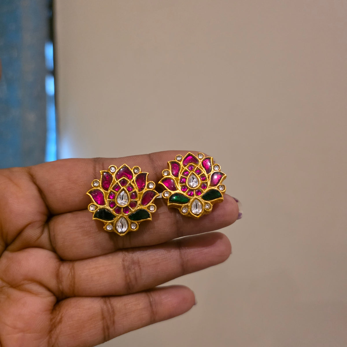 Kamalika- pearl  and lotus jadau motifs choker
