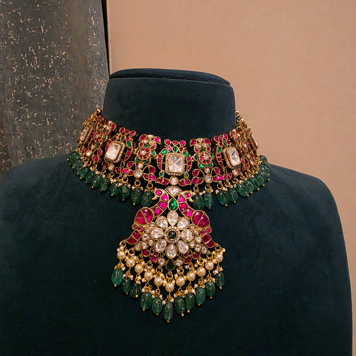 Sheshirekha- moissanite and jadau neckset