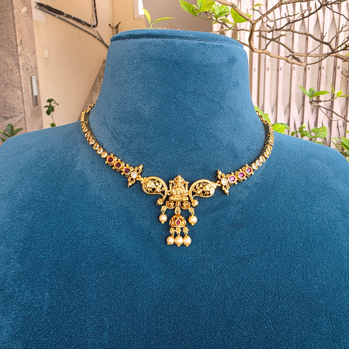 Padmapriya- kemstone antique neckset