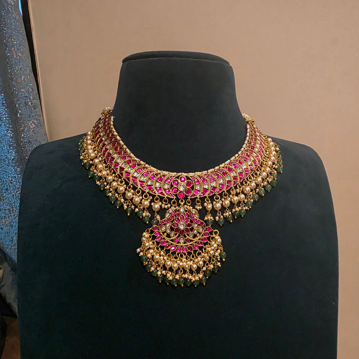 Haseetham- jadau necklace with detachable pendant