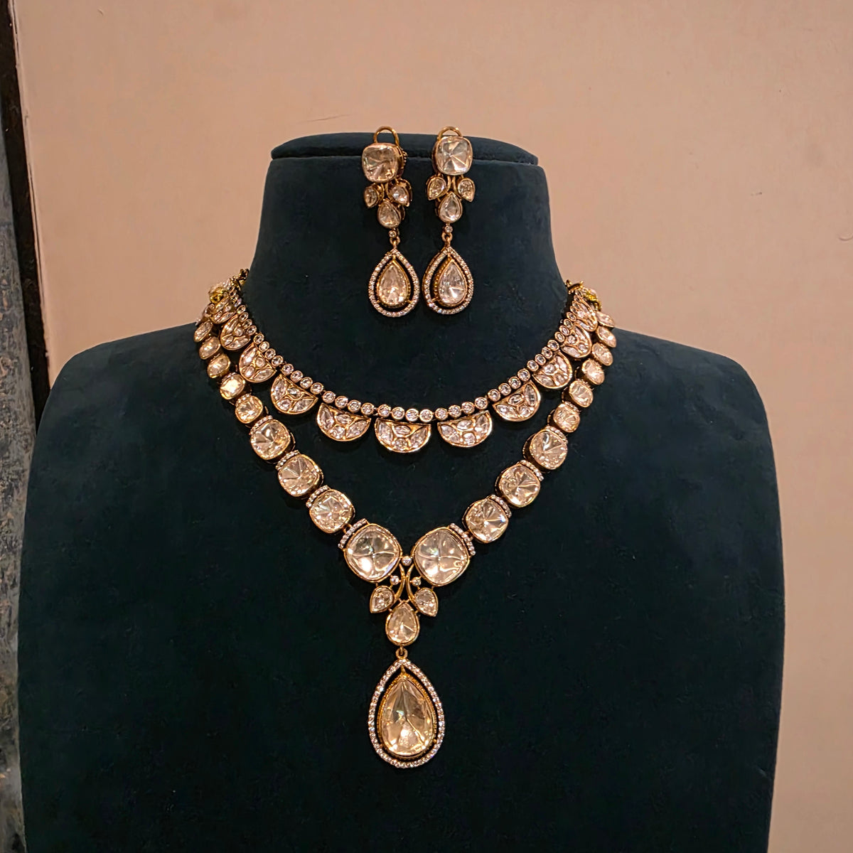 Mandahasam- two layers of polki neckset