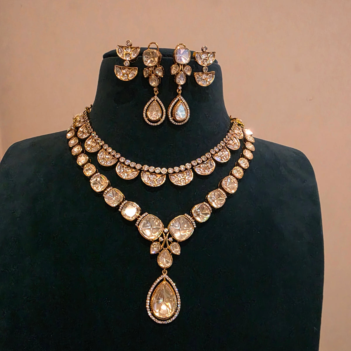 Mandahasam- two layers of polki neckset