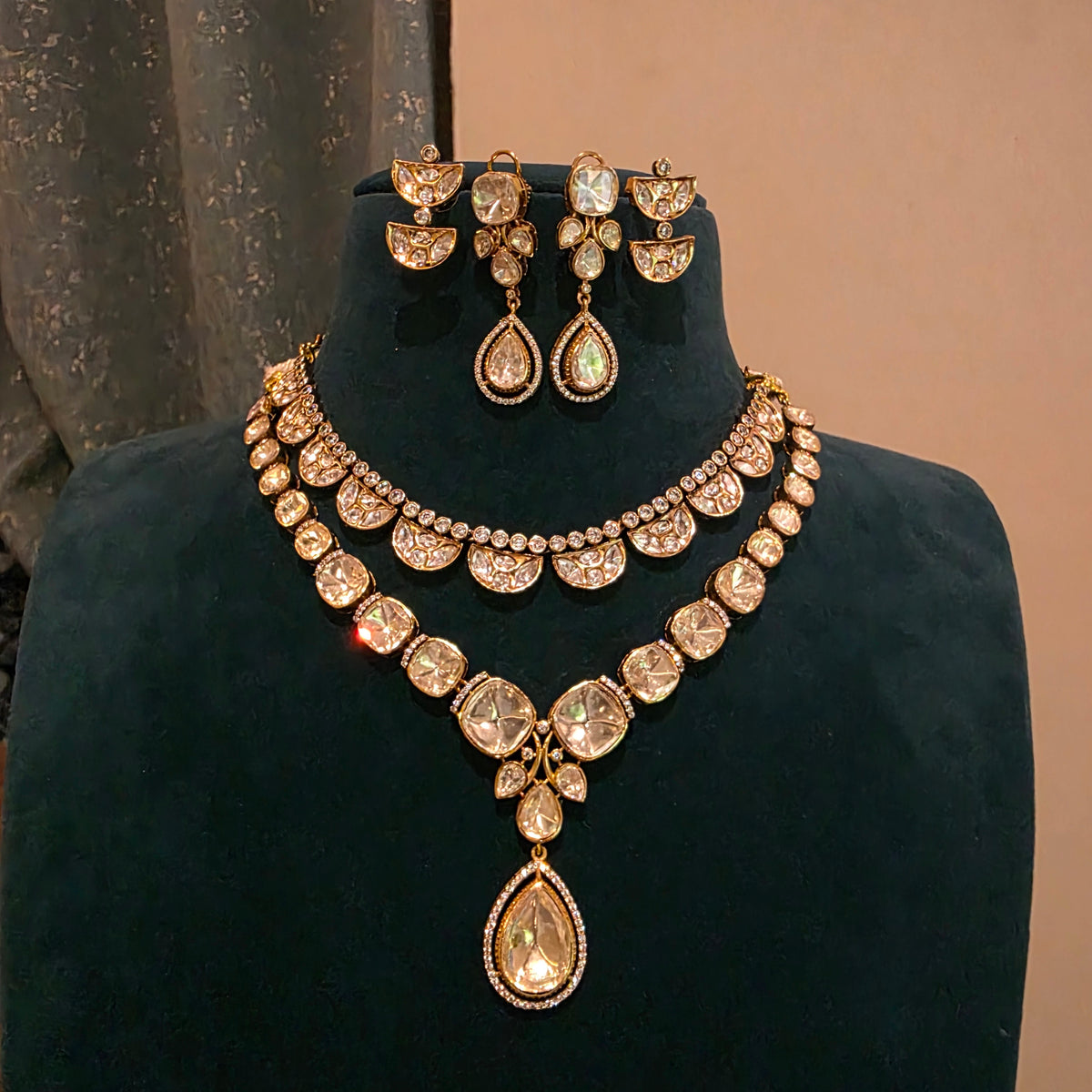 Mandahasam- two layers of polki neckset