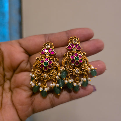 Damini- antique jadau neckset