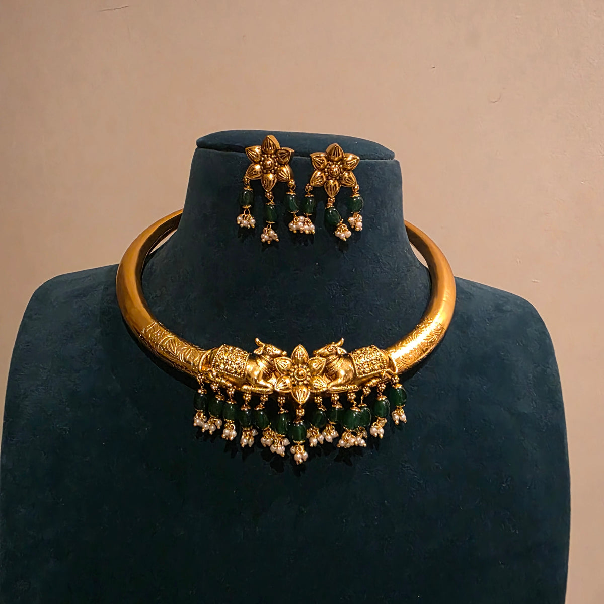 Gomati- antique hasli