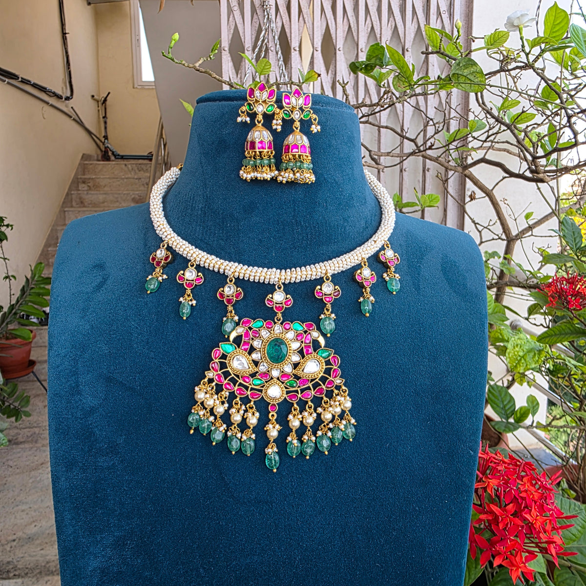 Mandara- pearl hasli with jadau pendant and earrings