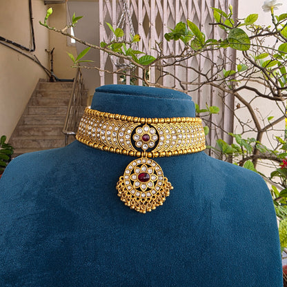 Kalpa- reversible kemp choker