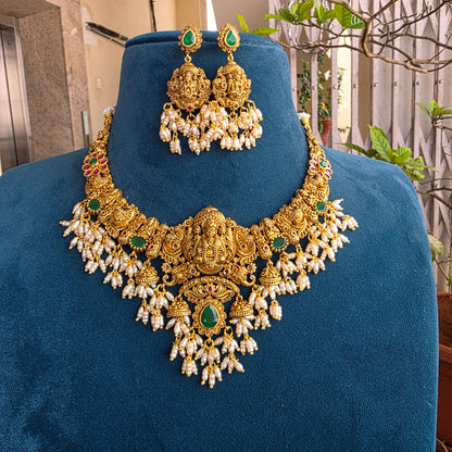 Hassini- antique gold jewellery with rice pearls