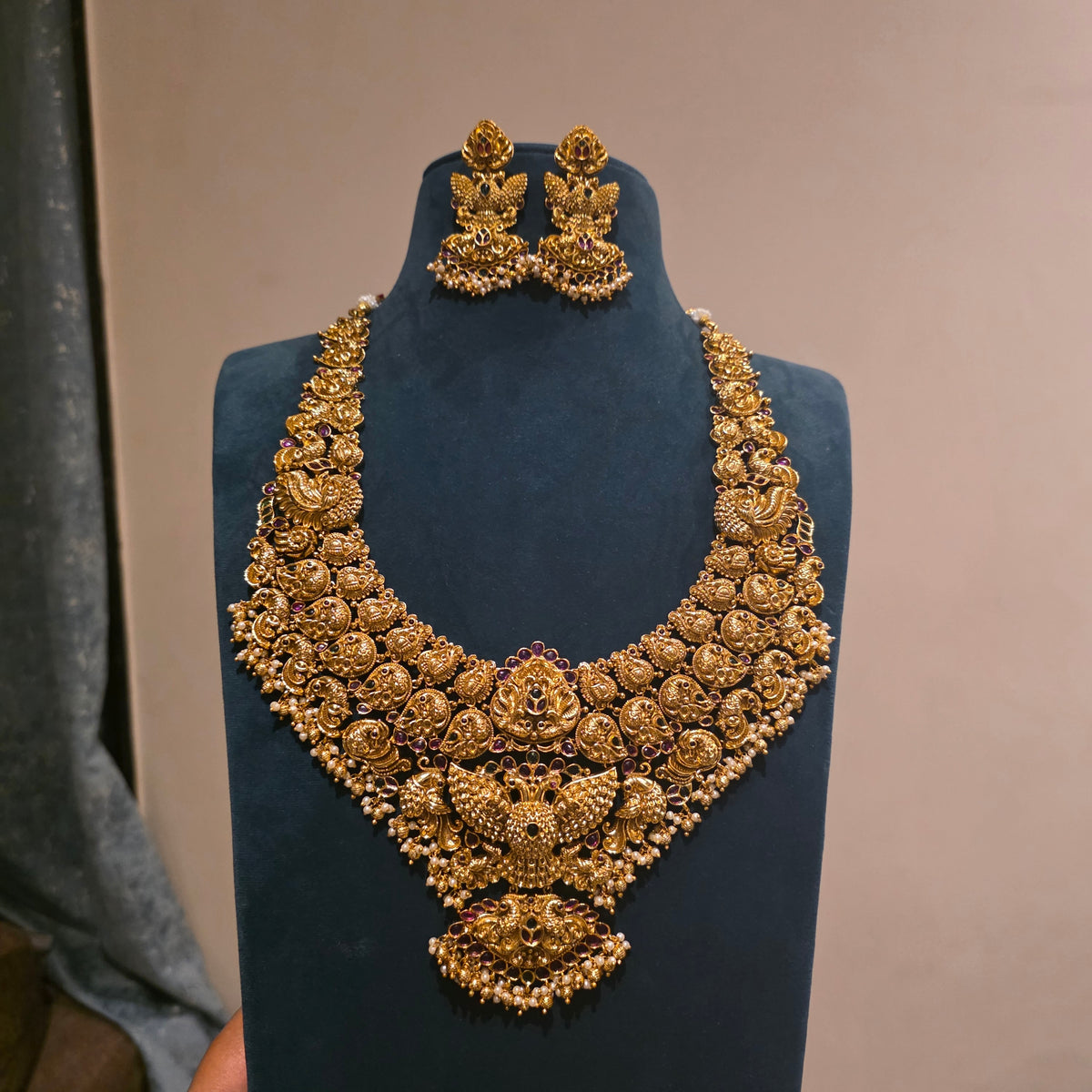 Divyata- antique gold replica heavy bridal haram