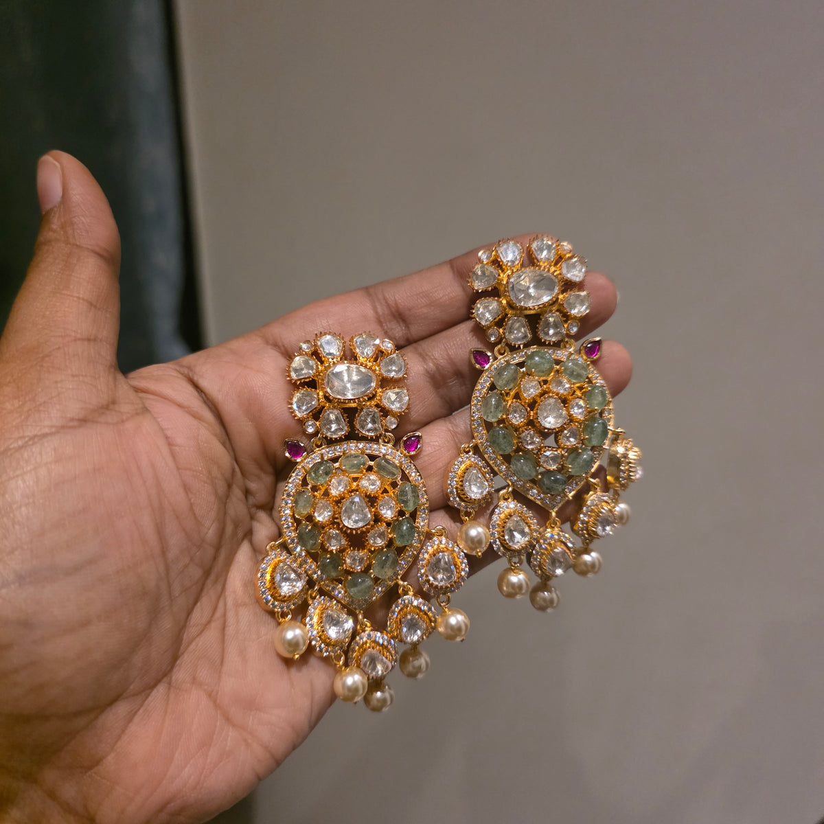 Sampangi-moissanite polki earrings