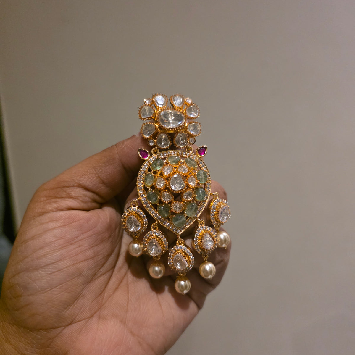 Sampangi-moissanite polki earrings